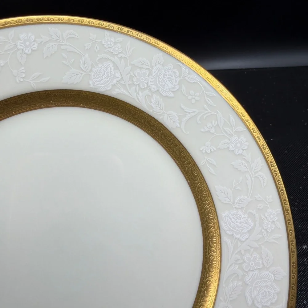 Mikasa Antique Lace Dishes Plates Gold Trim‎ Fine China Japan Set of 2 VTG 7.5